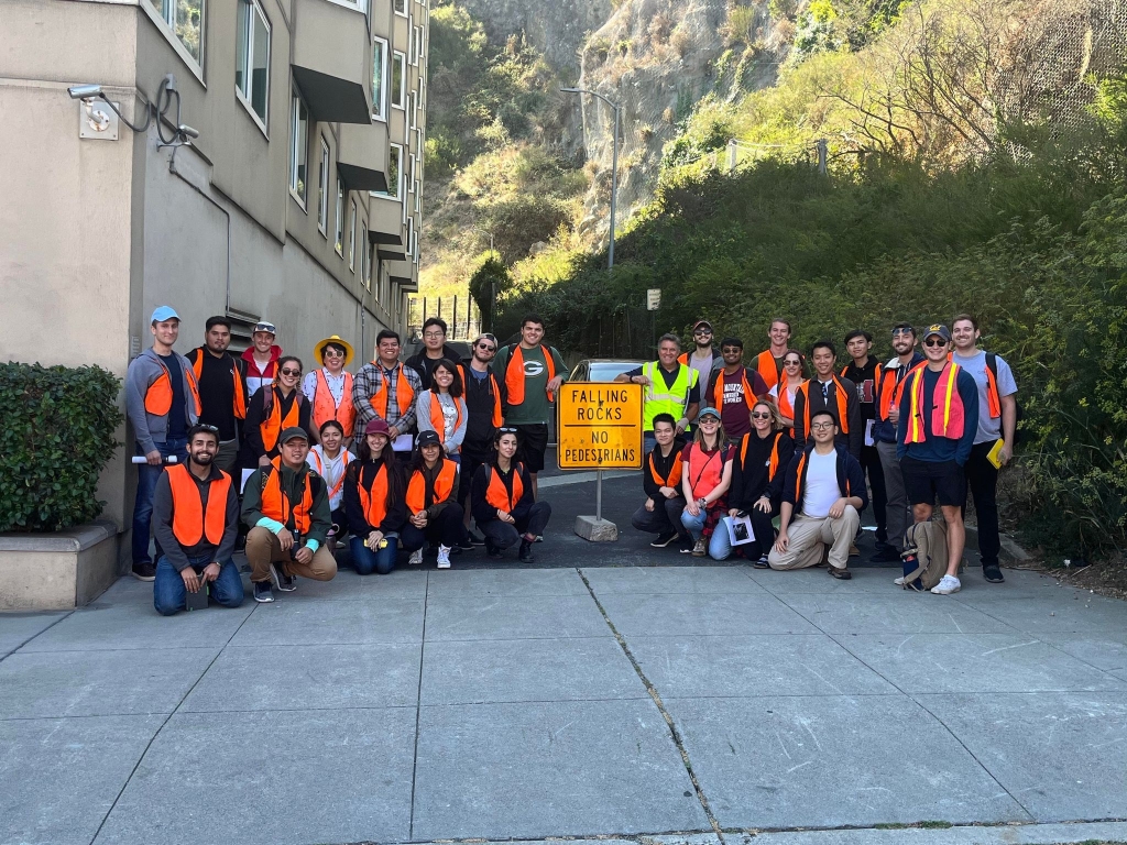 GeoSystems Master Students Learn about Bay Area Geology