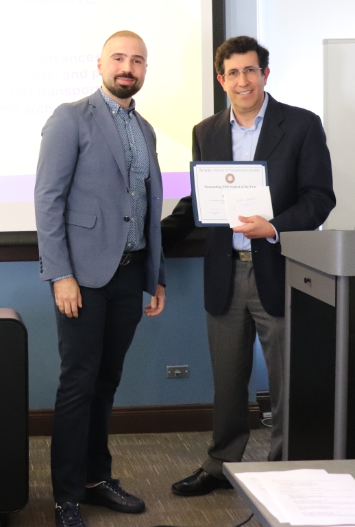 ITS Director Daniel A Rodriguez presents Ziad Yassine with his ITS PhD Student of the Year Award. (Photo/Caption Credit: Amanda Cairo/ Berkeley ITS)