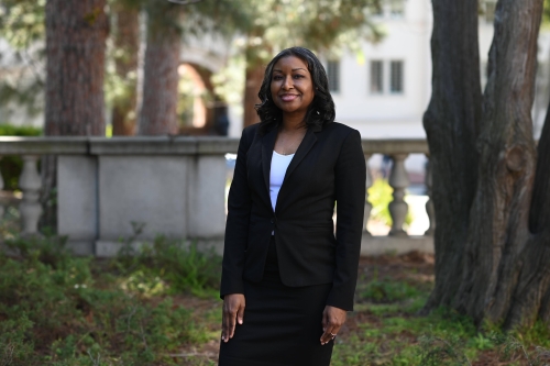 A headshot of CEE Assistant Professor Sunni Ivey (Photo Credit: Moises Julian Amaya).
