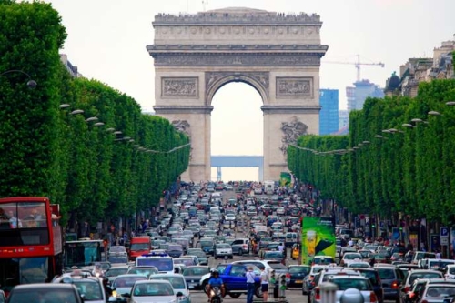 Traffic in Paris