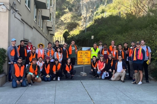 A group photo of GeoSystem Master's students enrolled in CE 281 Engineering Geology on their first field trip for the semester.